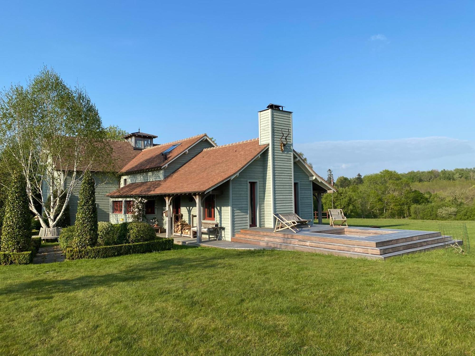 Lodge Saint-Hymer المظهر الخارجي الصورة