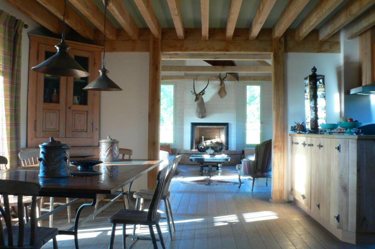 Lodge Saint-Hymer المظهر الخارجي الصورة